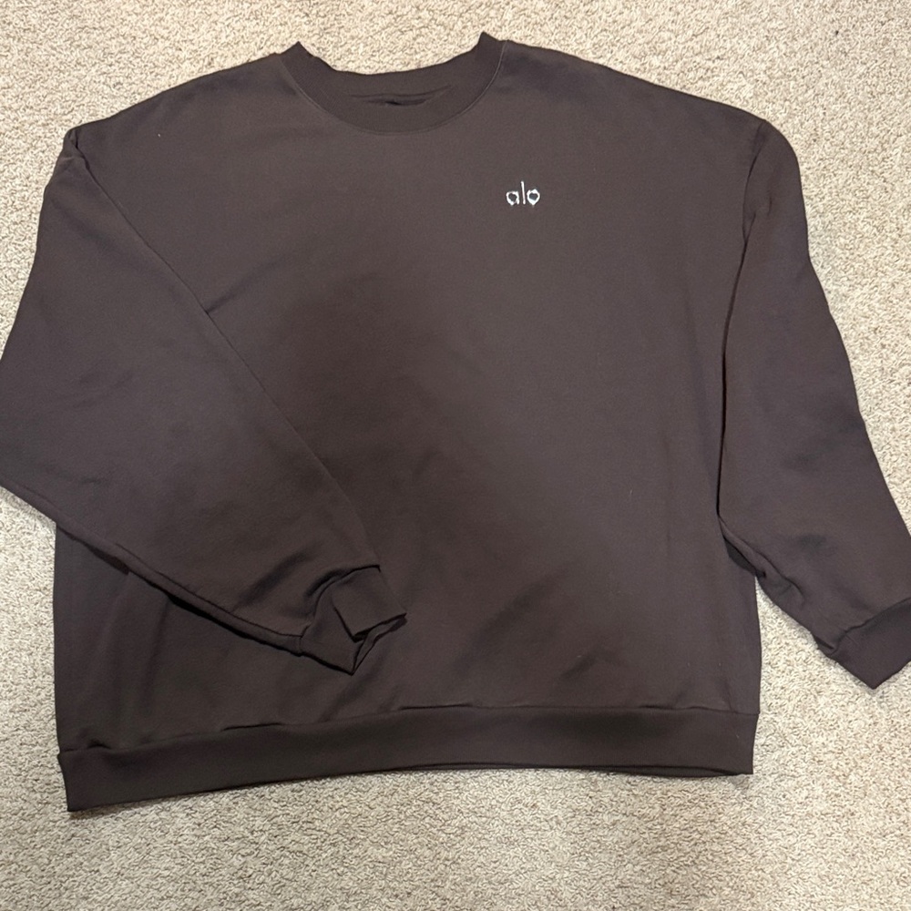 ALO Yoga Men's Dark Brown Crewneck Sweater